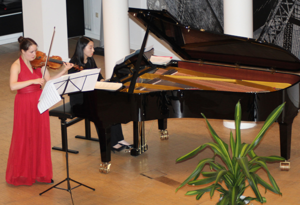 Benefizkonzert Silja Meyer-Zurwelle und Natsumi Ohno