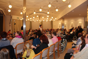 Frau Mond und die Sterntaler